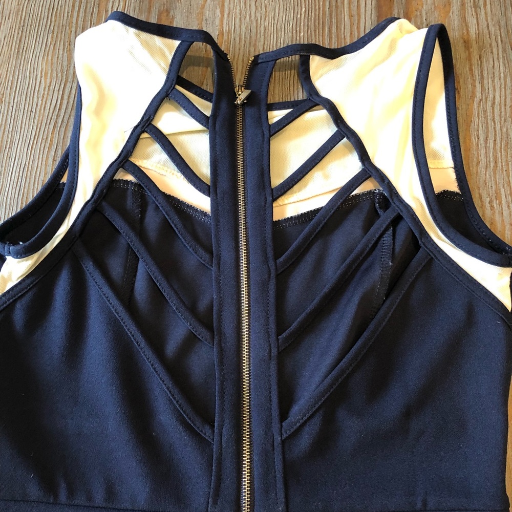 Block patterned mini dress - Picture 4 of 4